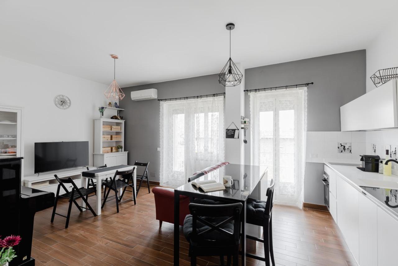 Scarfoglio Apartment, 4 Persone, 2 Camere, Balcone, Wi-Fi, Stazione Tiburtina Rome Luaran gambar